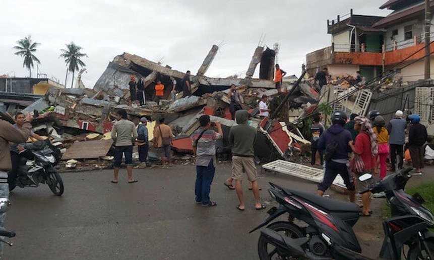 Разрушения на Сулавеси. Фото SAR Hidayatullah