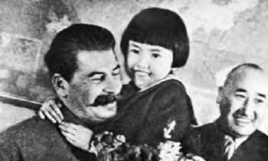 Геля Маркизова и Иосиф Сталин, 27 января 1936 года.